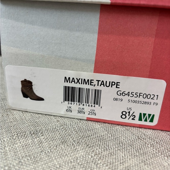 SOUL Naturalizer Taupe Heeled Boots - Picture 6 of 6